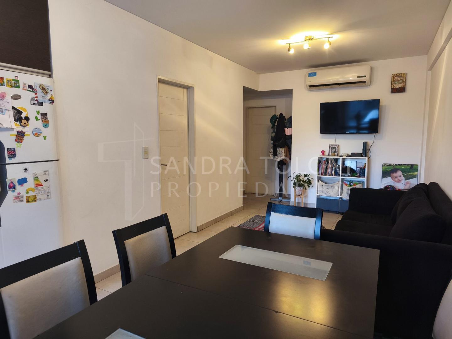 VENTA DEPARTAMENTO TEMPERLEY DOS AMBIENTES CON BALCON