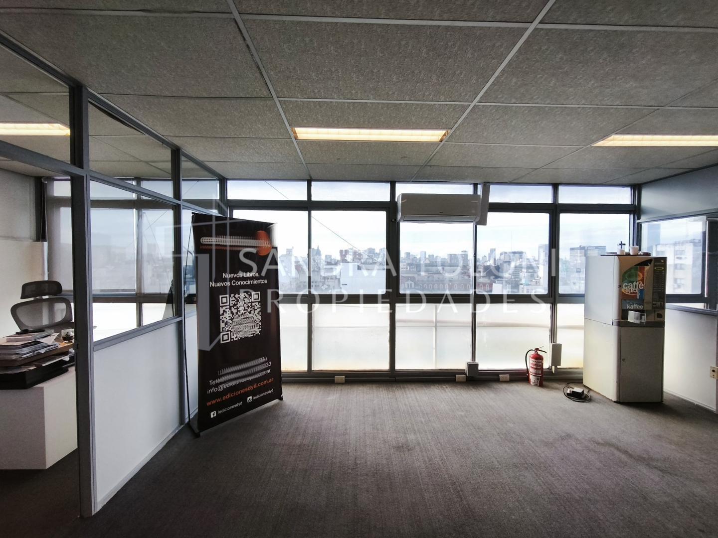 Foto de VENTA OFICINA SAN NICOLAS PISO VISTA ABIERTA EDIFICIO APOLO, imagen 4