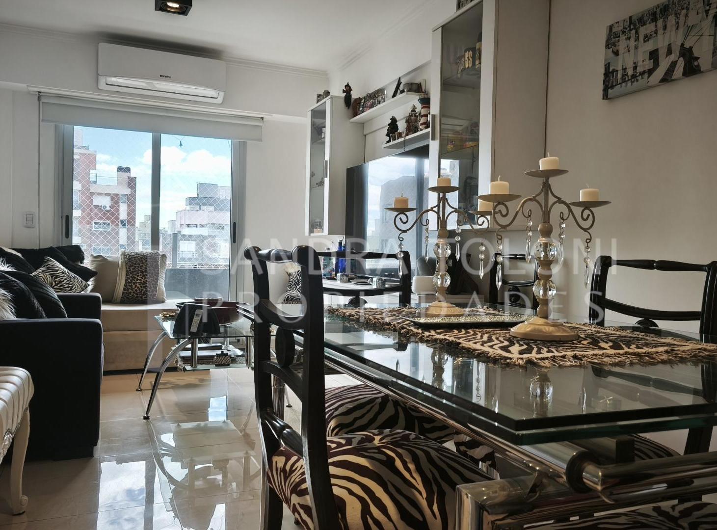 Foto de VENTA DEPARTAMENTO LANUSITA DOS AMBIENTES BALCON Y COCHERA, imagen 1