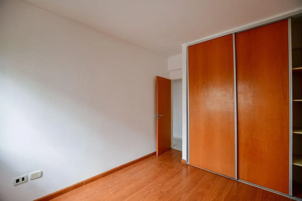 DEPARTAMENTO VENTA LA PLATA 2 DORMITORIOS COCHERA 4