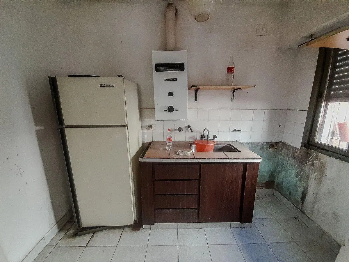 PH EN VENTA LA PLATA 1 DORMITORIO A RECICLAR 4