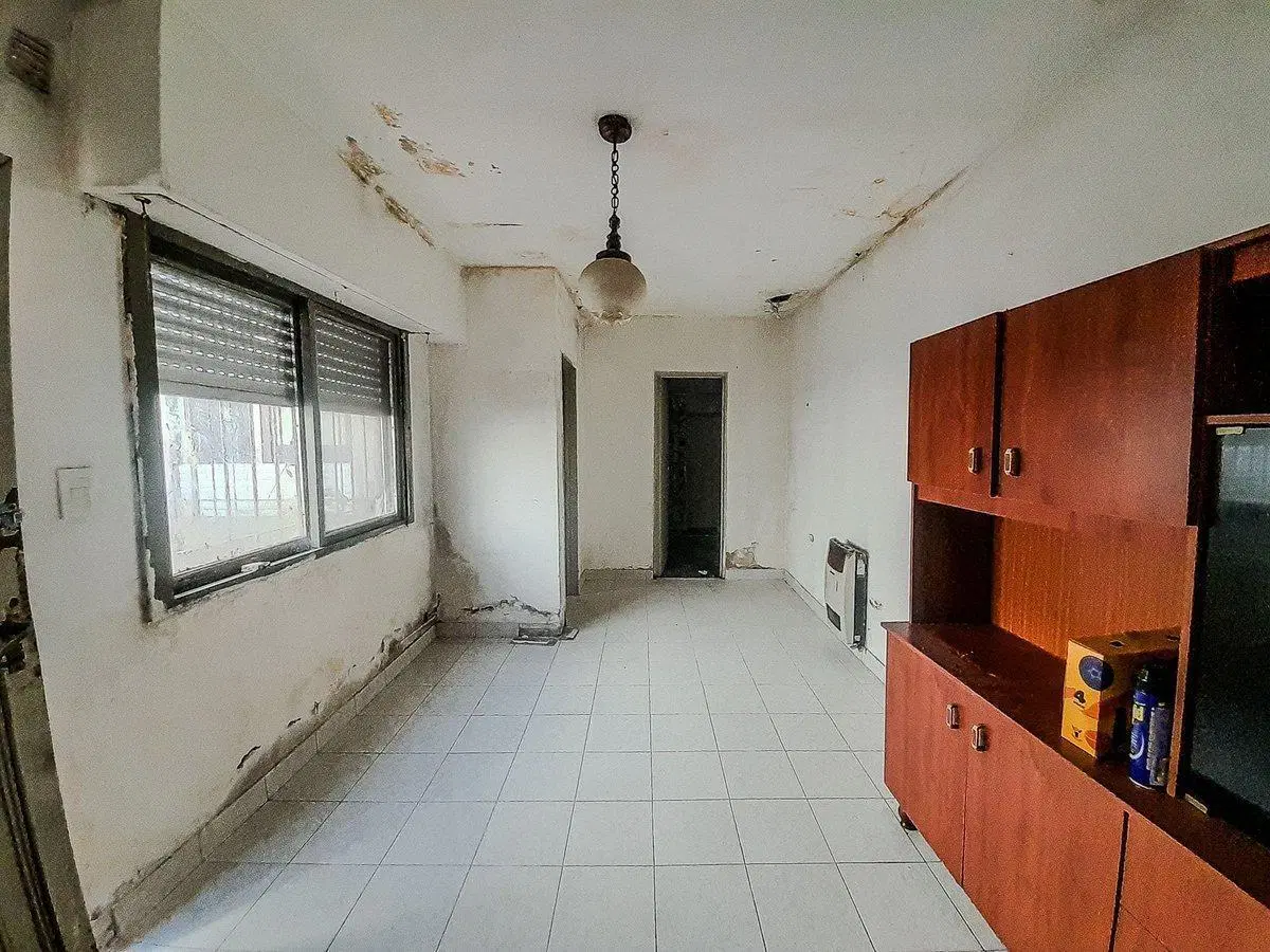 PH EN VENTA LA PLATA 1 DORMITORIO A RECICLAR 3