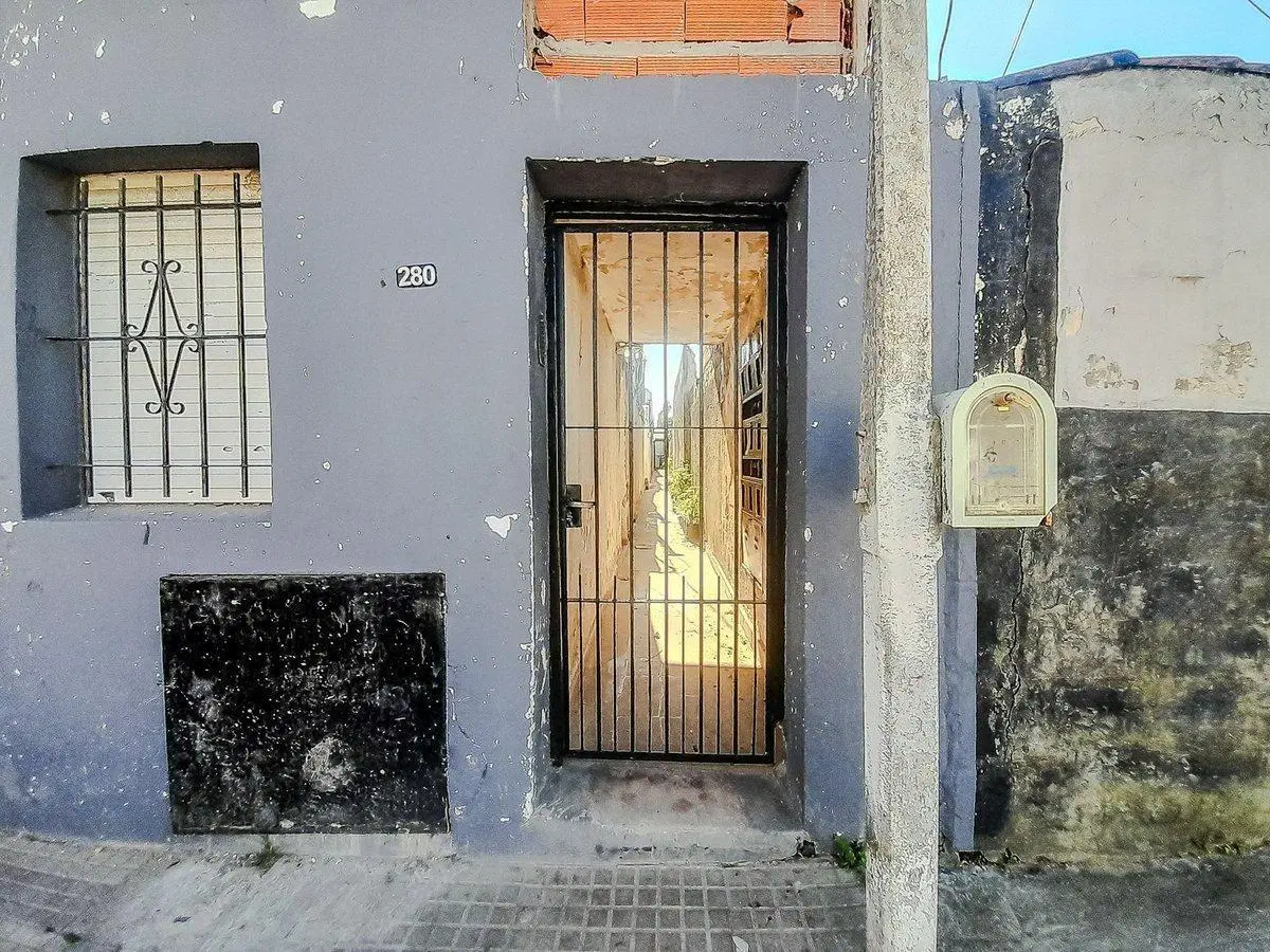 PH EN VENTA LA PLATA 1 DORMITORIO A RECICLAR 5