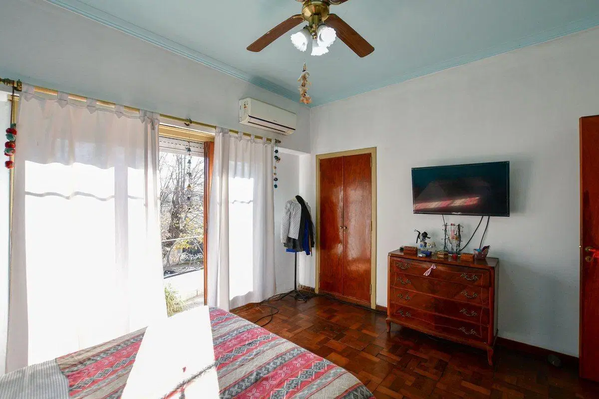 CASA EN VENTA LA PLATA TIPO PH CON TERRAZA 5