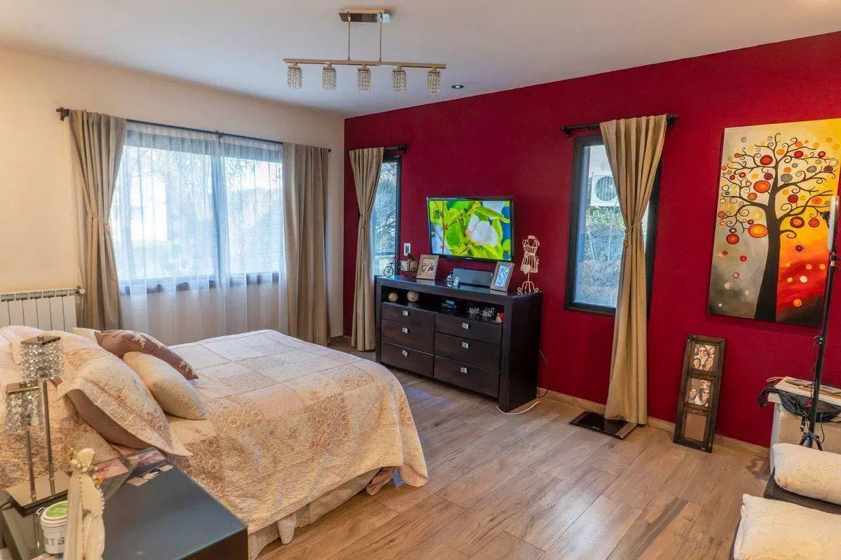 CASA VENTA LOS JAZMINES PILAR DEL ESTE APTO BANCO 5
