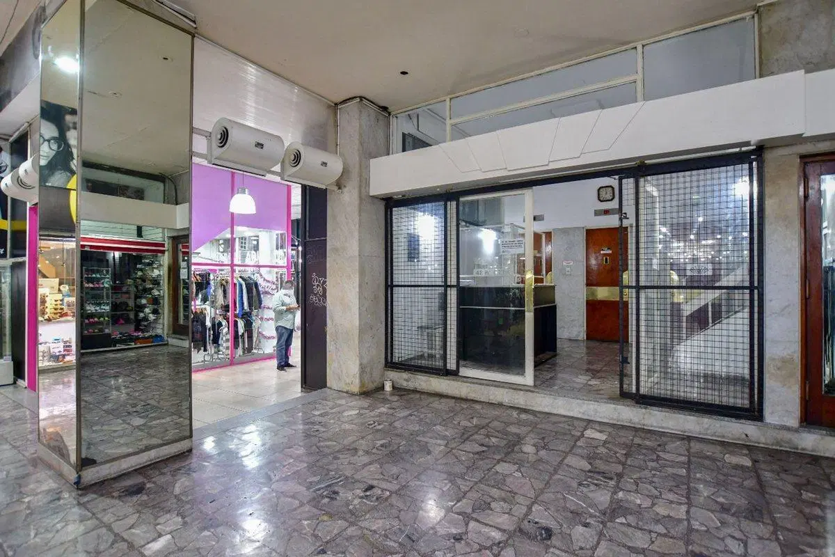 OFICINA EN VENTA EN LA PLATA 5