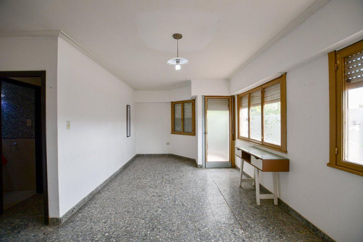 DEPARTAMENTO EN VENTA GONNET 2 DORMITORIOS