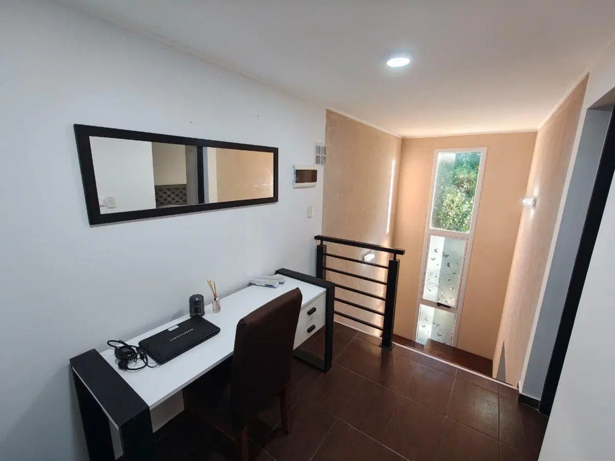 CASA EN VENTA SICARDI 2 DORMITORIOS PILETA 3