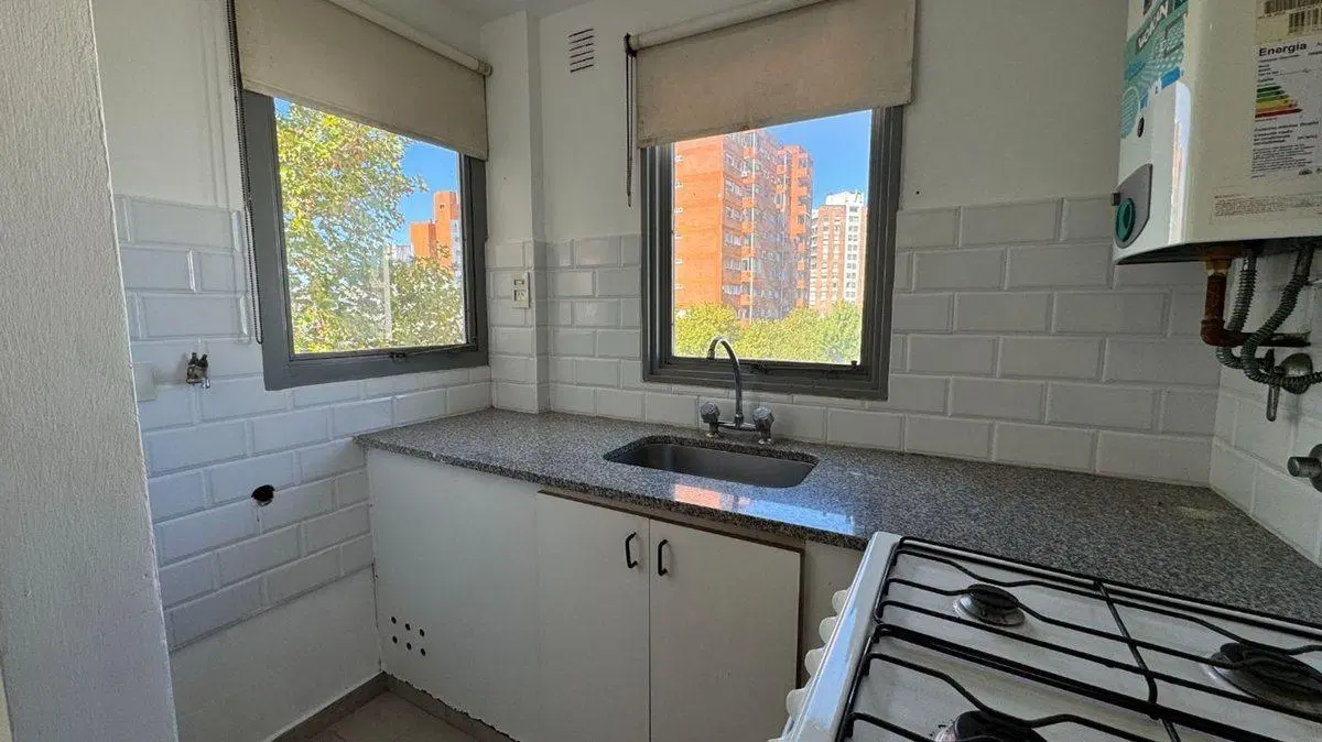 DEPARTAMENTO VENTA LA PLATA 2 DORMITORIOS BALCON 2