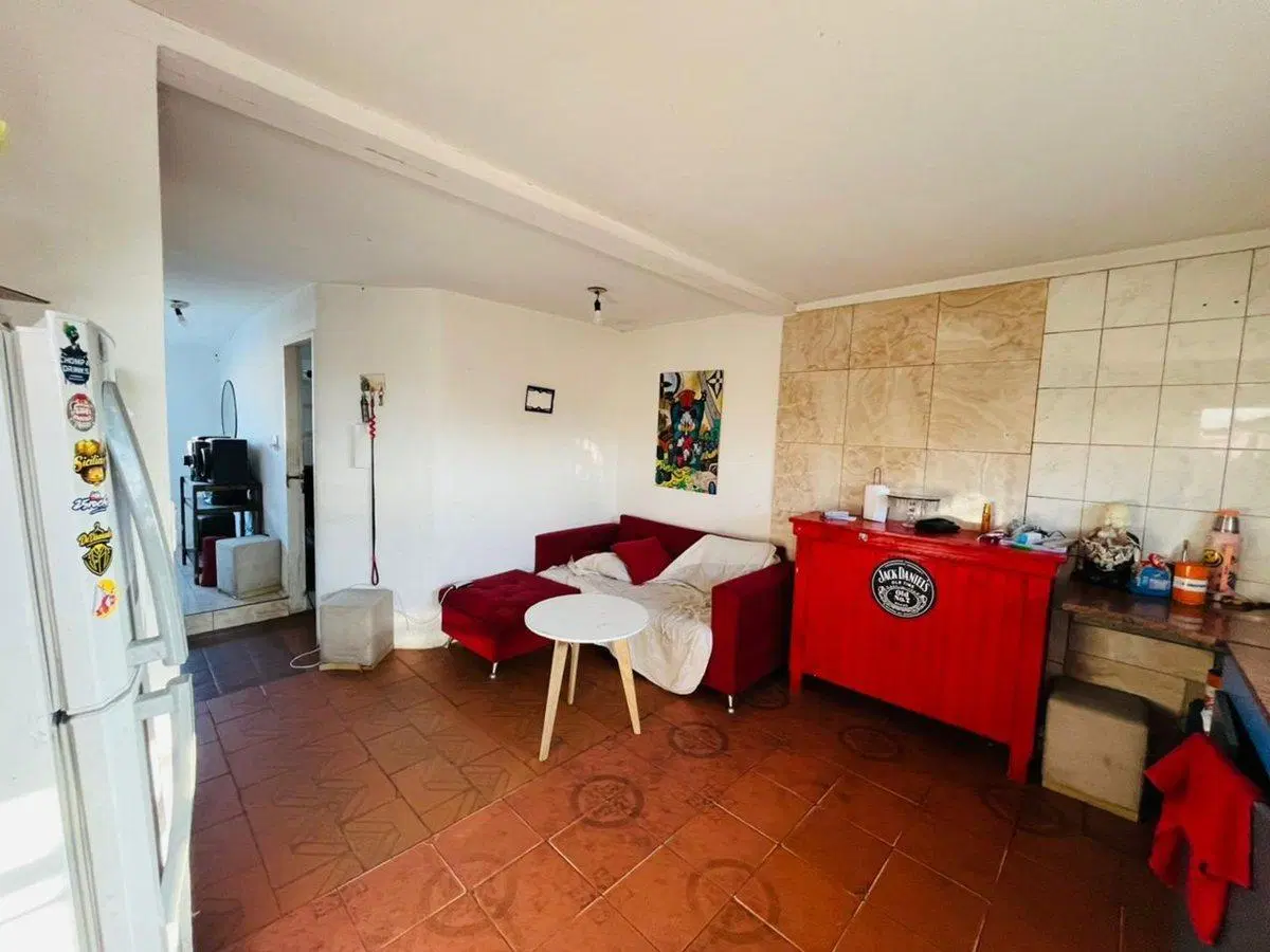 LOCALES EN VENTA BERNAL CON DEPARTAMENTOS 3