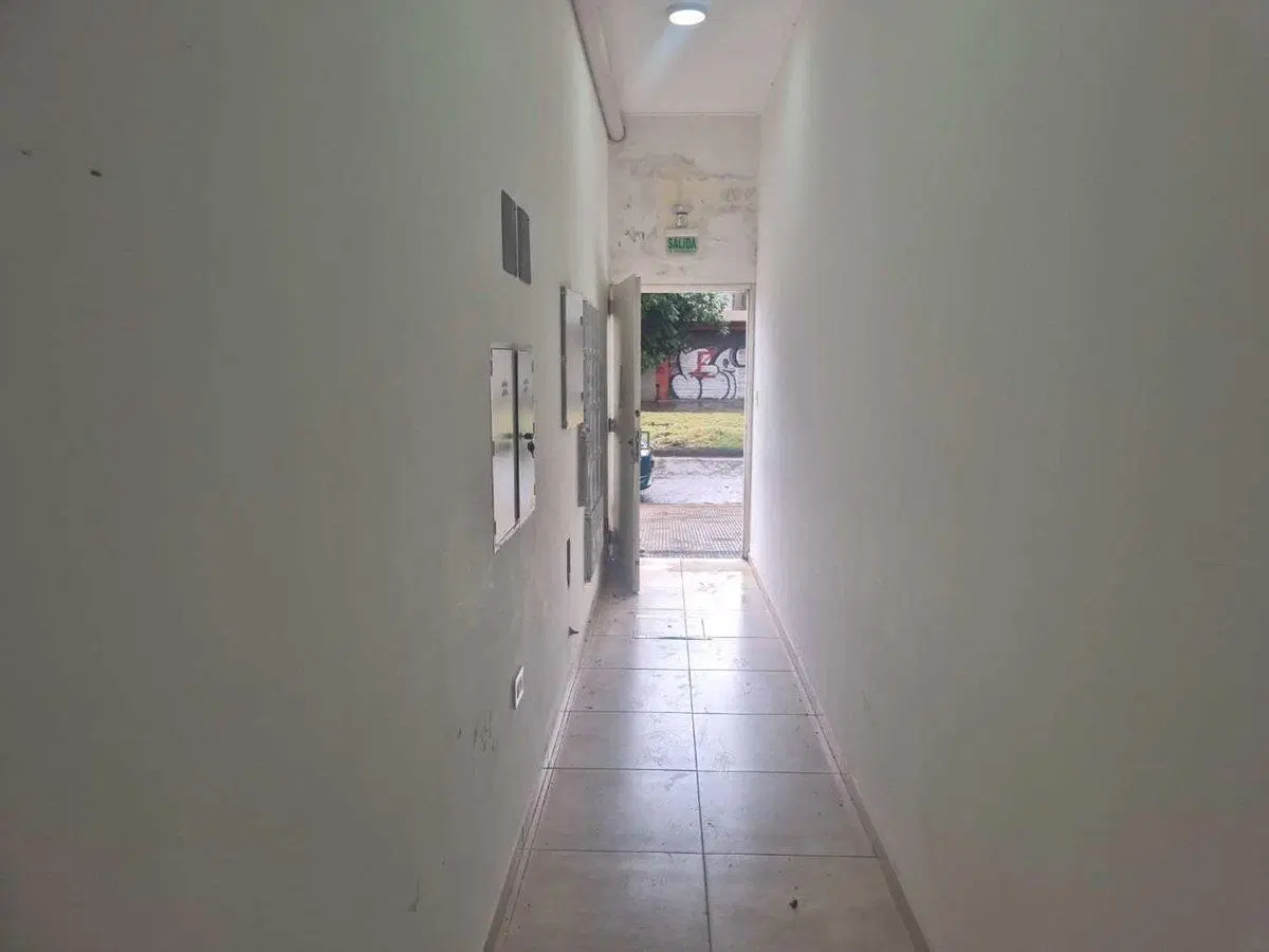 MONOAMBIENTE EN VENTA LA PLATA 4