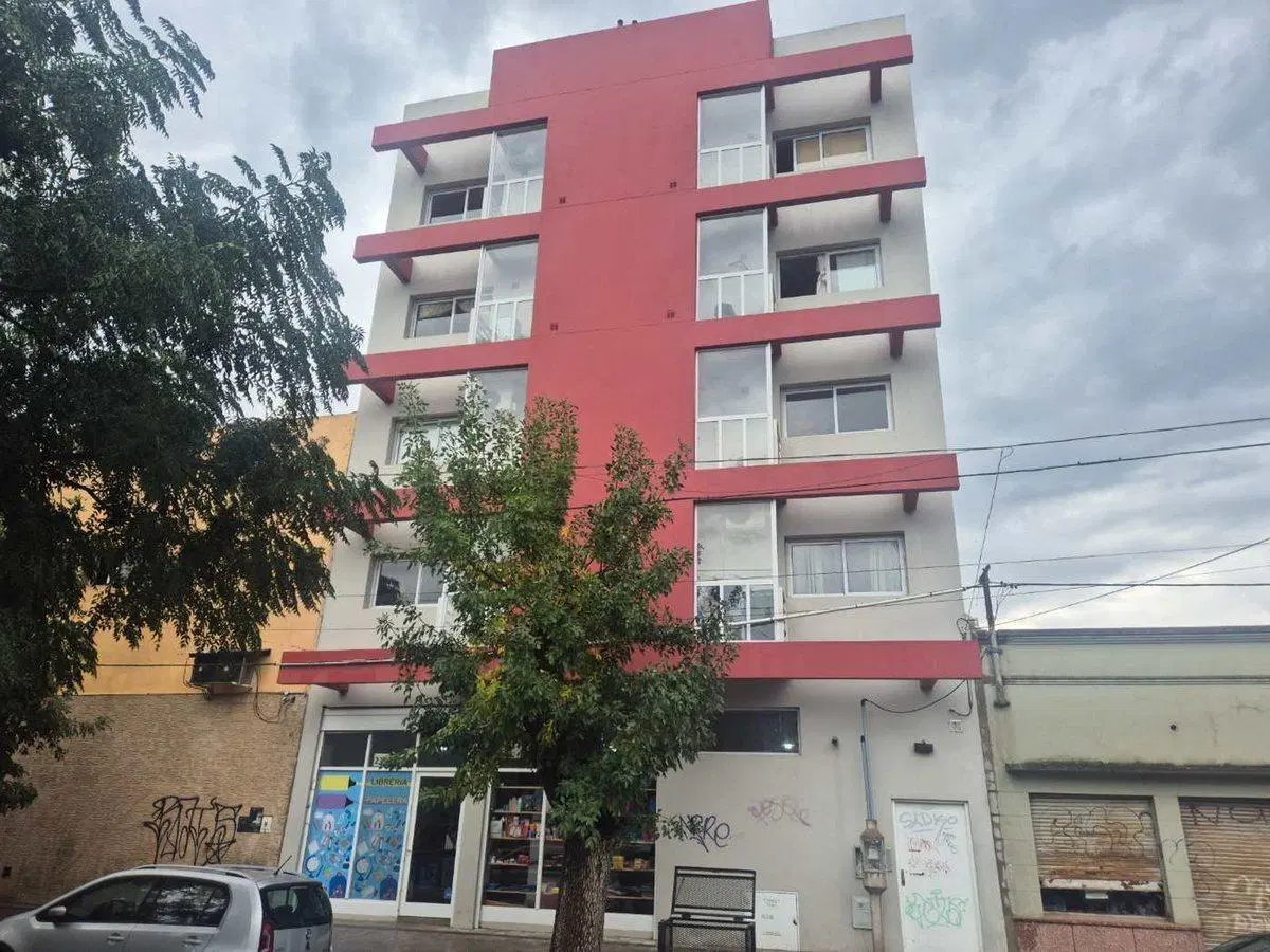 MONOAMBIENTE EN VENTA LA PLATA 3