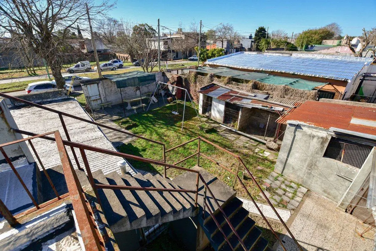 CASA EN VENTA ENSENADA2 DORMITORIOS CON PARQUE 8