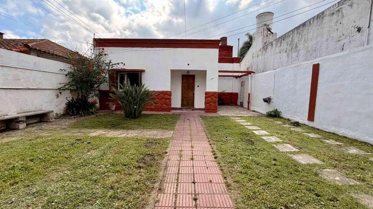 PH EN VENTA TOLOSA - LA PLATA FRENTE 3