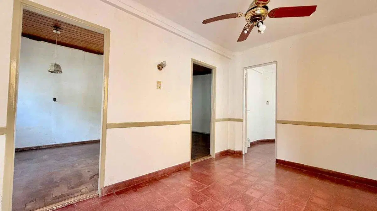 PH EN VENTA TOLOSA - LA PLATA FRENTE 2