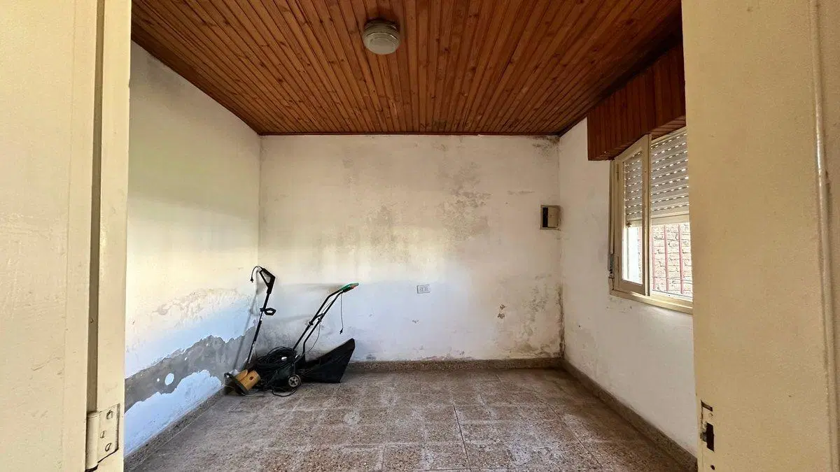 CASA EN VENTA RINGUELET - 2 DORMITORIOS 5