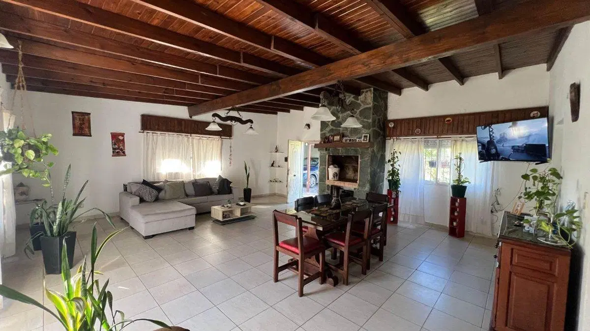 CASA EN VENTA LA PLATA POSIBLE APTO CREDITO 4