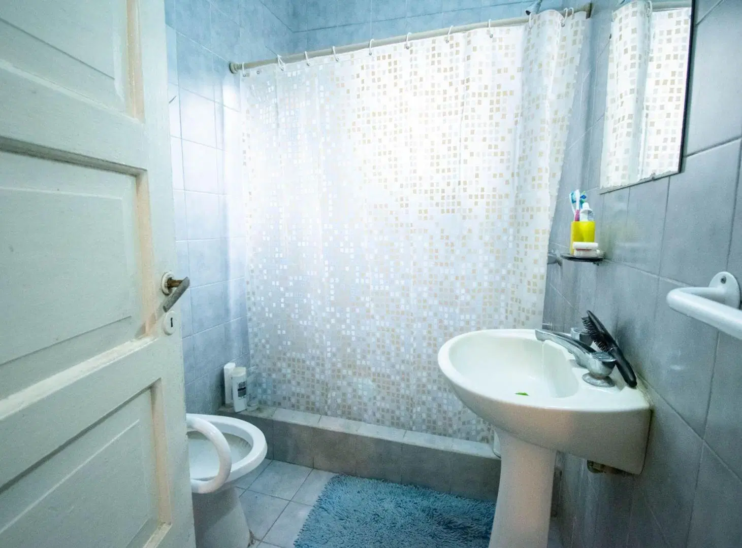 CASAS EN VENTA CITY BELL 2 DORMITORIOS. 3
