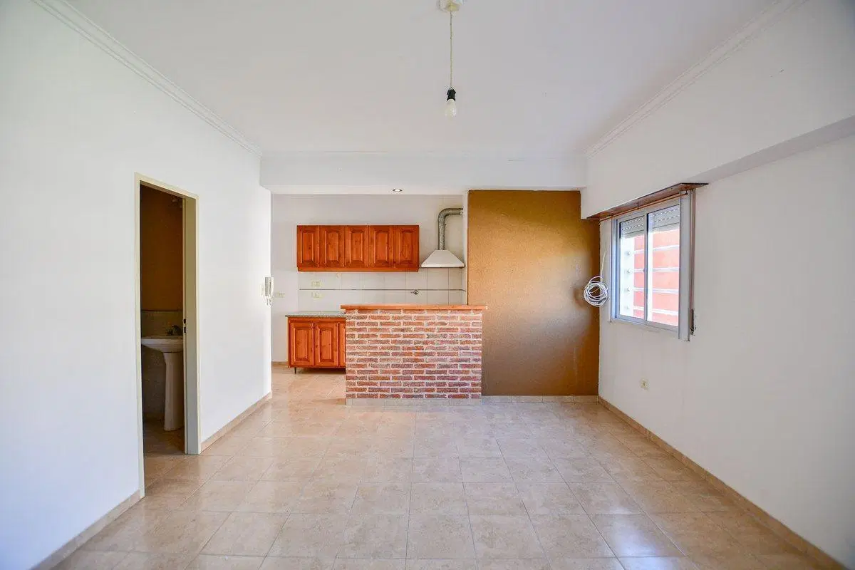 DUPLEX EN VENTA LA PLATA 2 DORMITORIOS 4