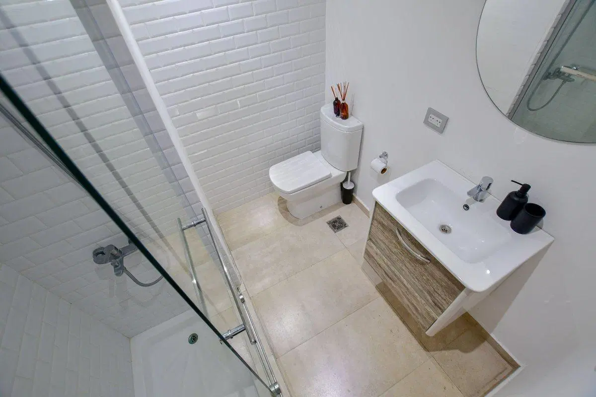 CASA VENTA LA PLATA PILETA 3 DORMITORIOS COCHERA 5