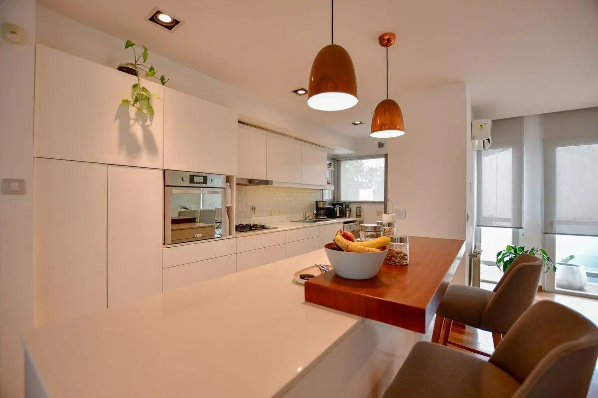 CASA VENTA LA PLATA PILETA 3 DORMITORIOS COCHERA 3