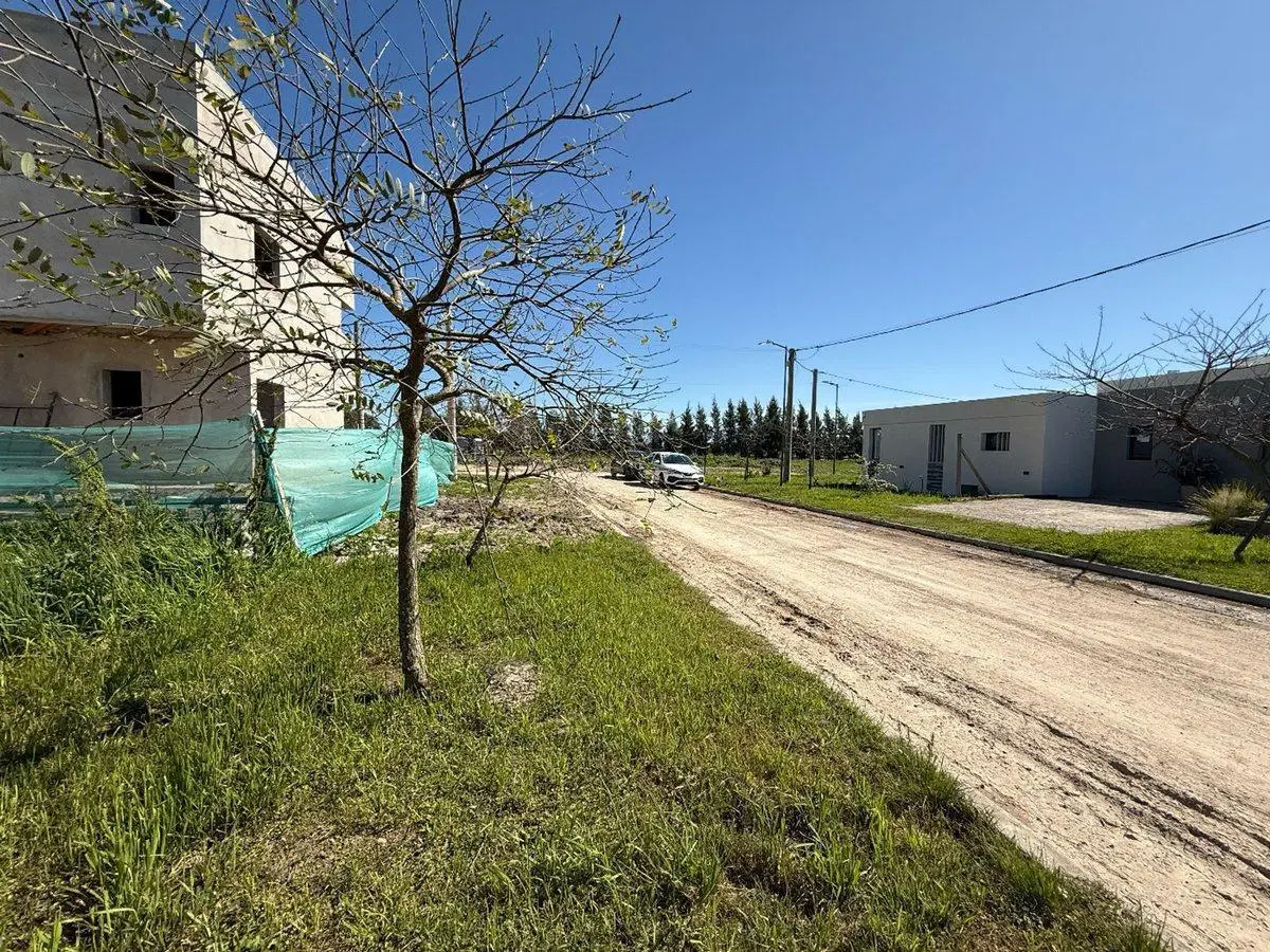 Lote a la Venta en City Bell, barrio El Quimilar 5