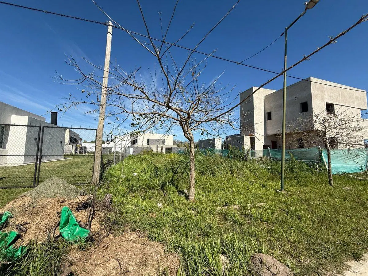 Lote a la Venta en City Bell, barrio El Quimilar 3