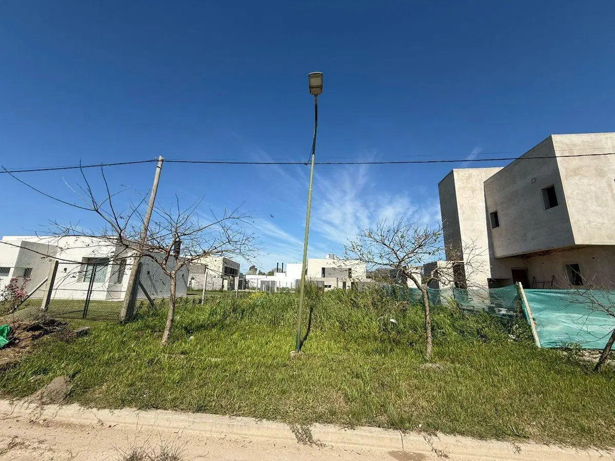 Lote a la Venta en City Bell, barrio El Quimilar 2
