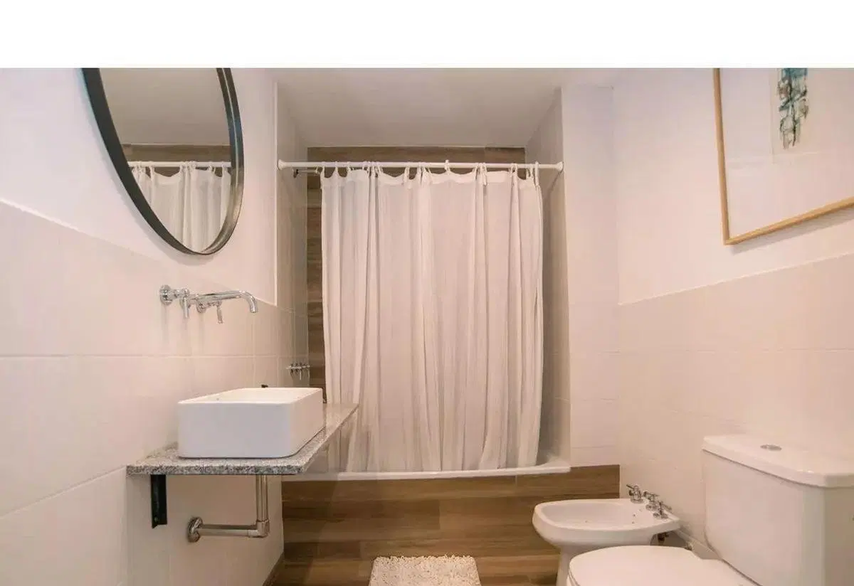 MONOAMBIENTE  EN VENTA LA PLATA POZO 4