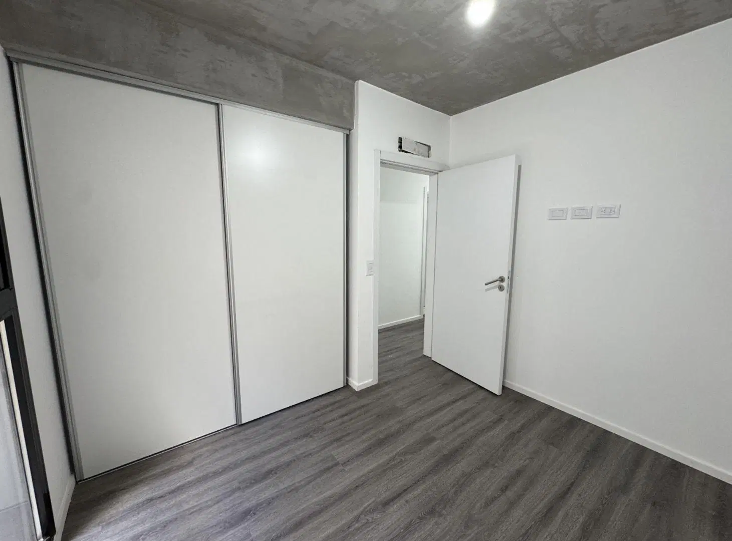 DEPARTAMENTO EN VENTA DEVOTO 4 AMBIENTES COCHERA 3