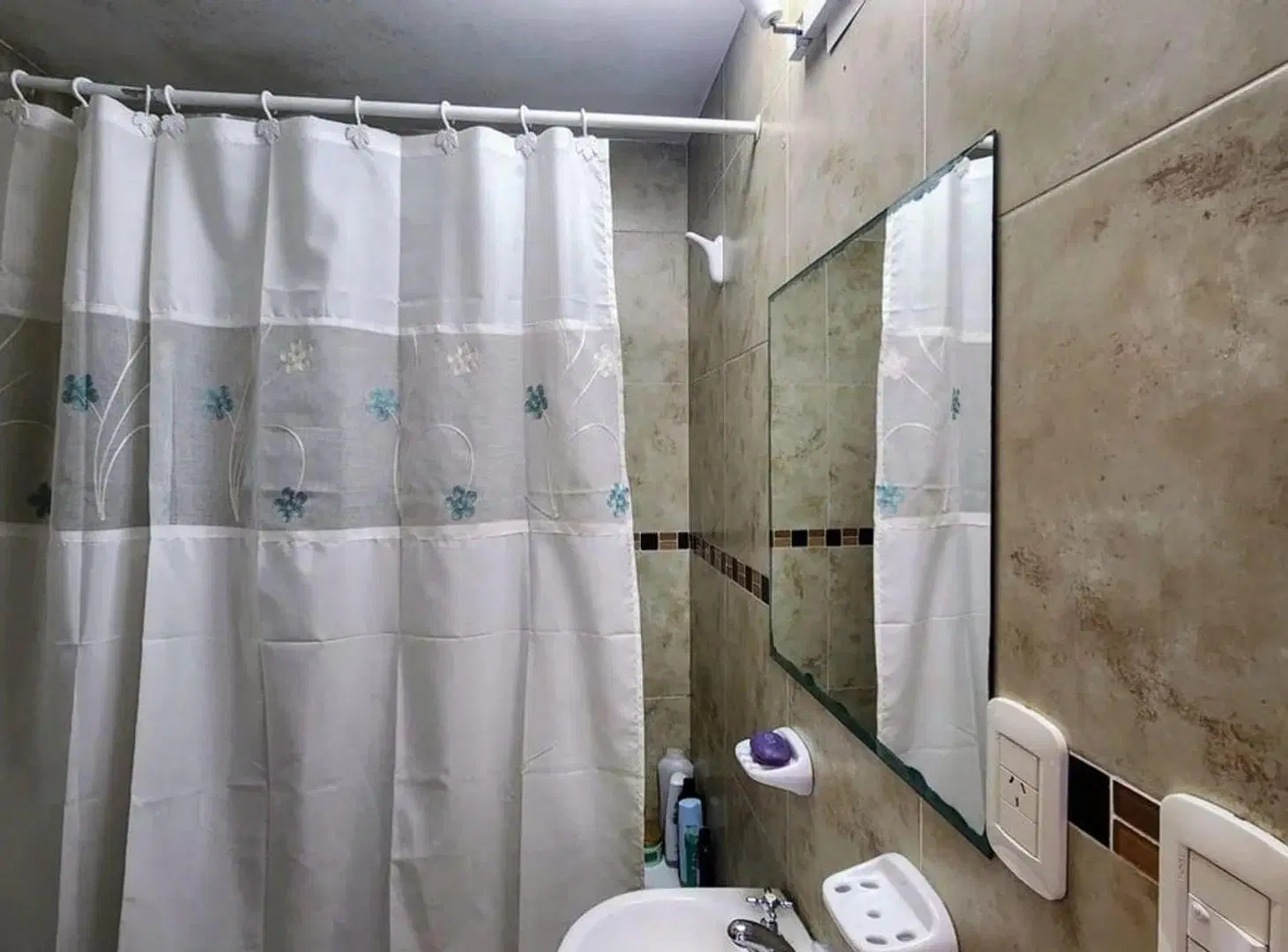 DEPARTAMENTO EN ALQUILER LA PLATA COCHERA 4