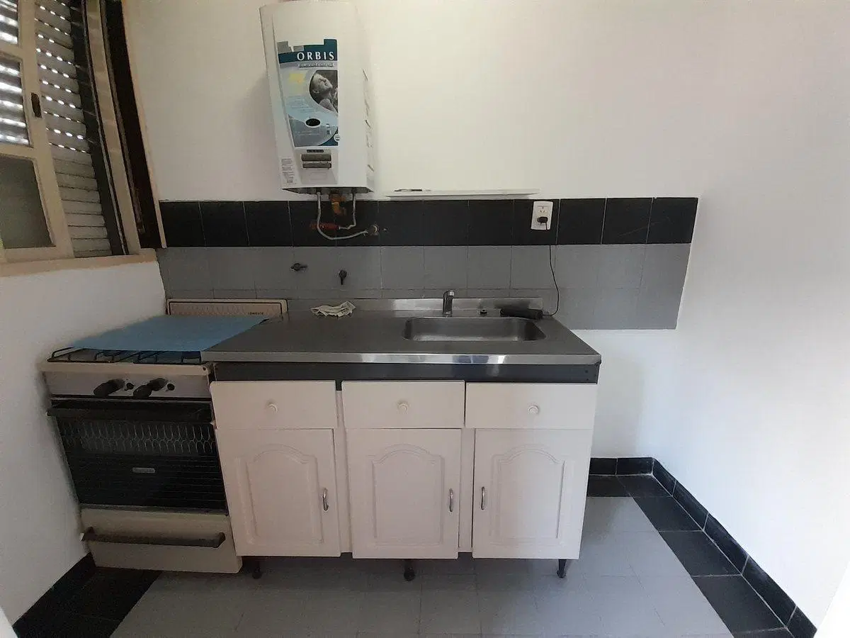 PH EN VENTA LA PLATA 1 DORMITORIO PATIO 5