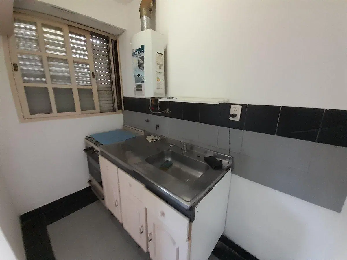 PH EN VENTA LA PLATA 1 DORMITORIO PATIO 3