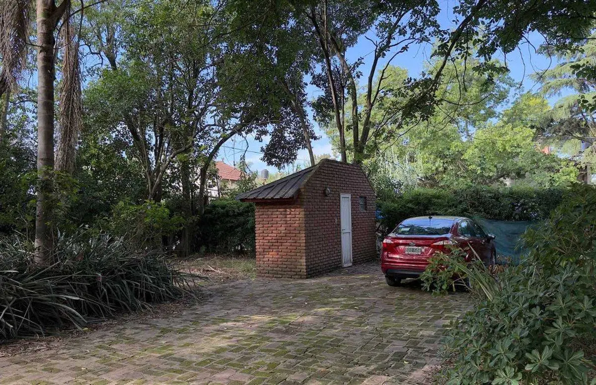 OPORTUNIDAD TERRENO EN VENTA EN GARIN DE 1865M2 2