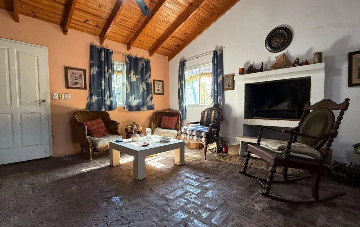 OPORTUNIDAD VENTA CASA A VALOR TERRENO EN GARIN 3
