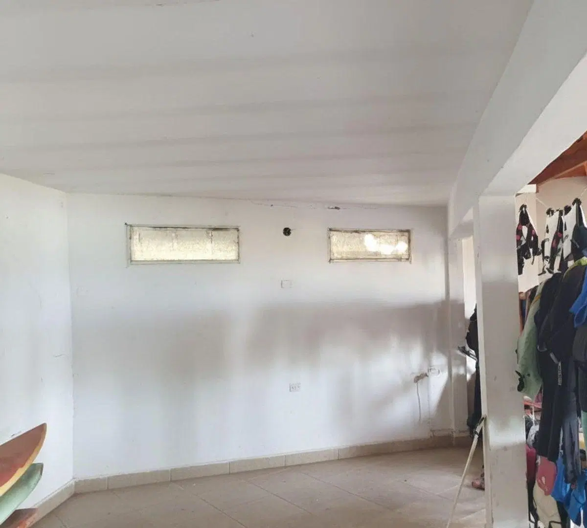 CASA EN VENTA  + 2 LOCALES LA PLATA APTO BANCO 5