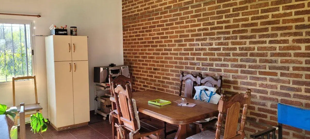 CASA EN VENTA BRANDSEN 2 AMBIENTES 4