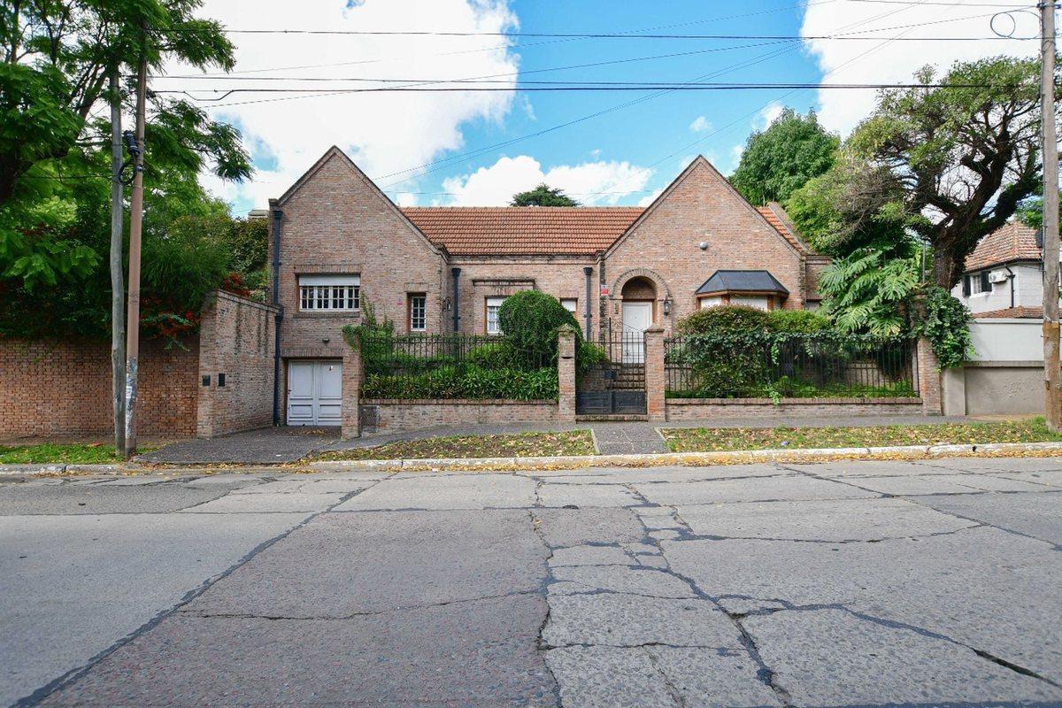 CASA EN VENTA EN QUILMES