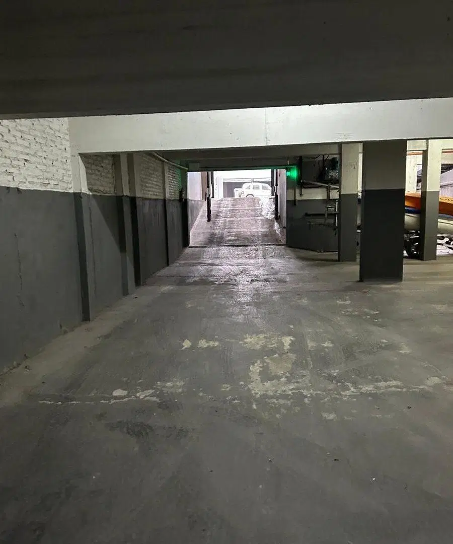 COCHERA CUBIERTA EN VENTA LA PLATA 2