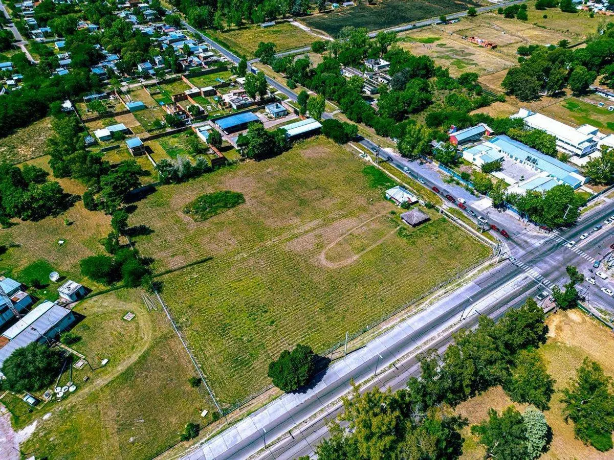 LOTE EN VENTA LA PLATA LISANDRO OLMOS 3