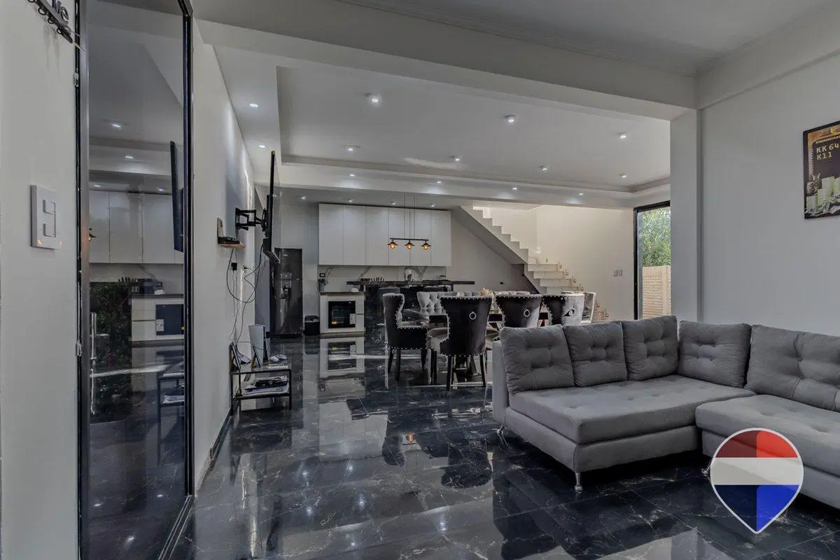 CASA VENTA GORINA 3 DORMITORIOS PARQUE PILETA 5
