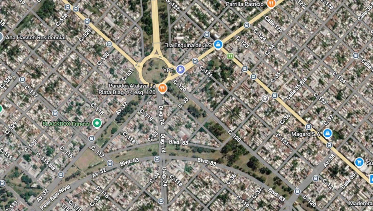 CASA EN VENTA A RECICLAR LA PLATA