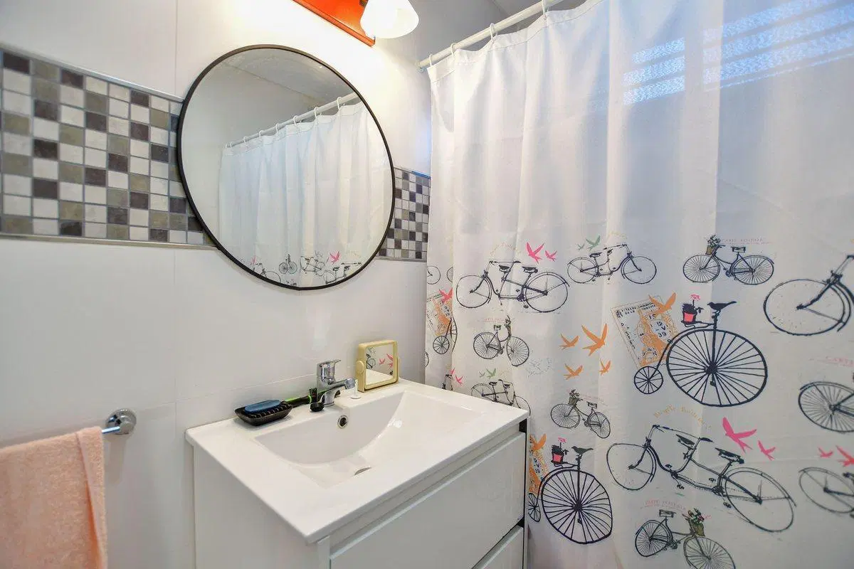 CASA EN VENTA SICARDI CON PILETA 4