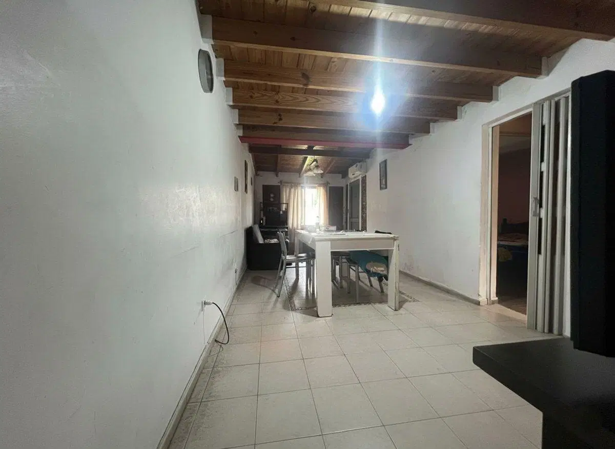 CASA EN VENTA LA PLATA PH FRENTE 2 DORMITORIOS 3