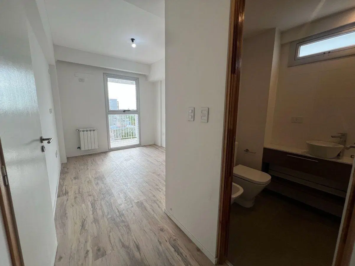 DUPLEX EN VENTA LA PLATA 2 DORMITORIOS TERRAZA 3