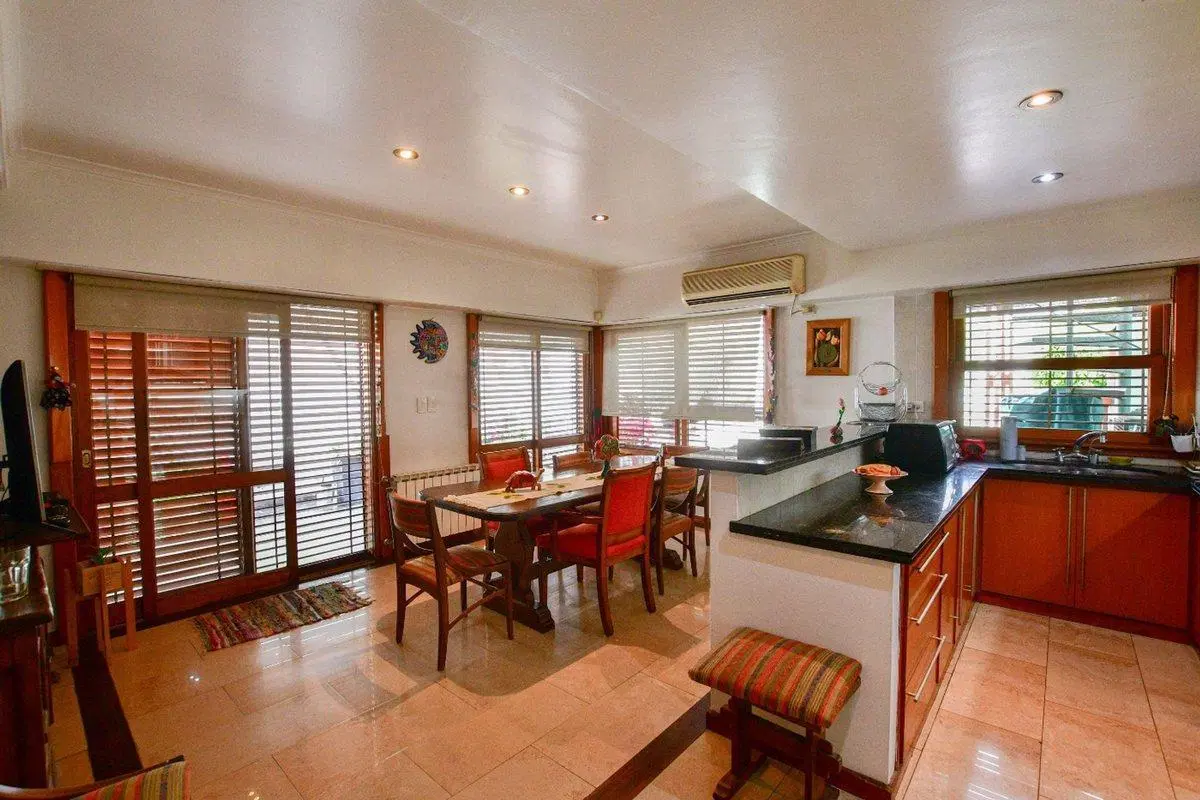 CASA EN VENTA TOLOSA 3 DORMITORIOS APTO BANCO 3