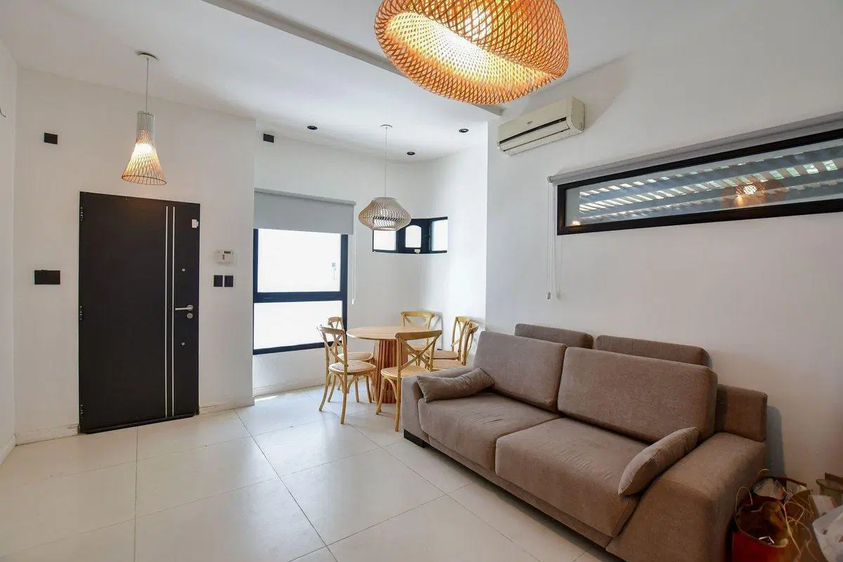 CASA VENTA LA PLATA 3 DORMITORIOS PATIO GARAGE 2