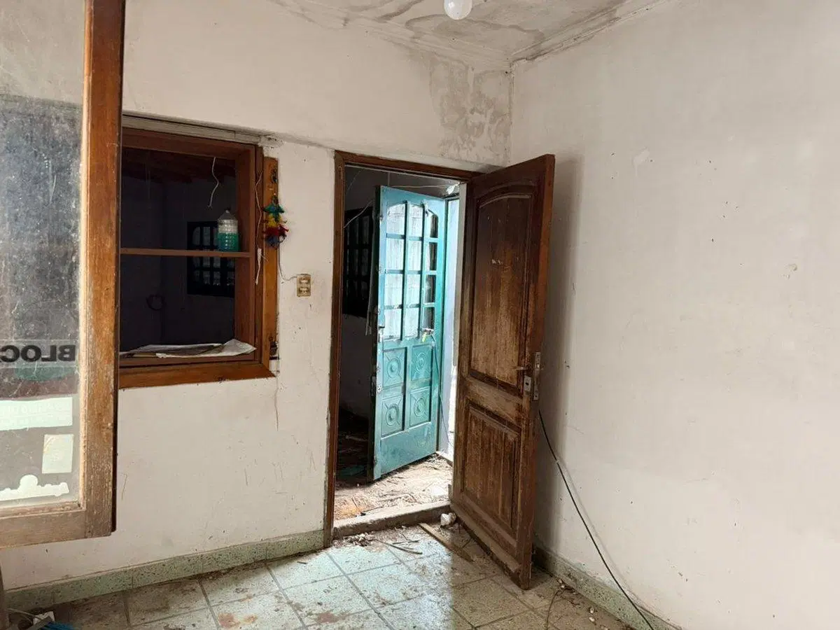 CASA A DEMOLER O REFACCIONAR EN VENTA LA PLATA 5