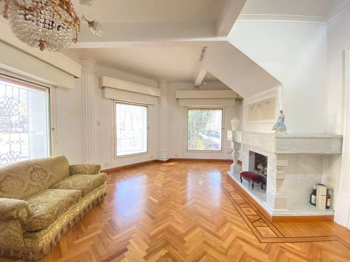 CASA TIPO PH EN VENTA LA PLATA CON COCHERA 2