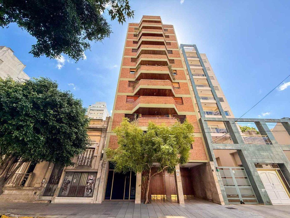 PISO EN VENTA LA PLATA